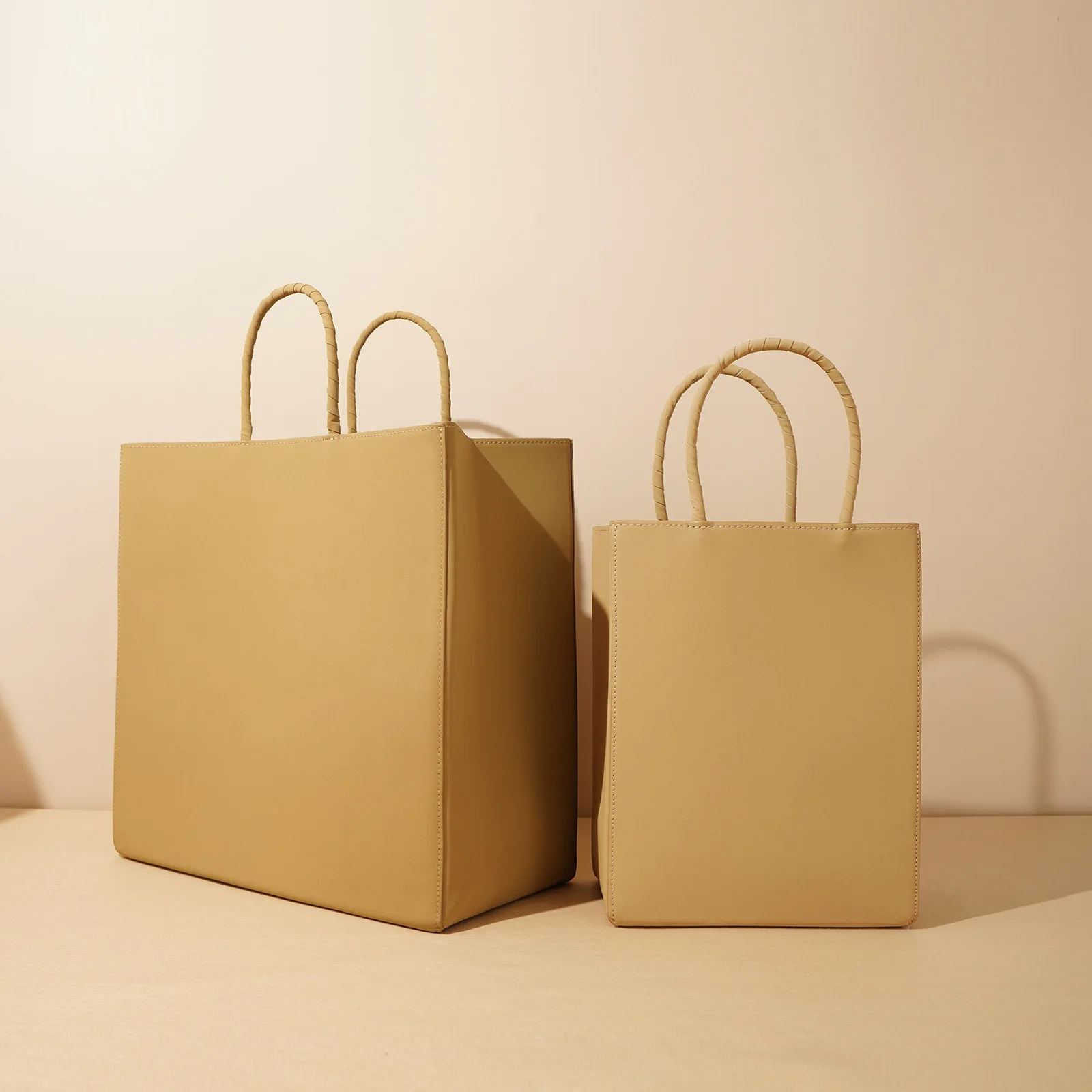 Сумки-тоут из крафт-бумаги и натуральной кожи, набор из двух упаковок, портативная женская сумка для покупок 2023, Новые модные роскошные сумки PM15
