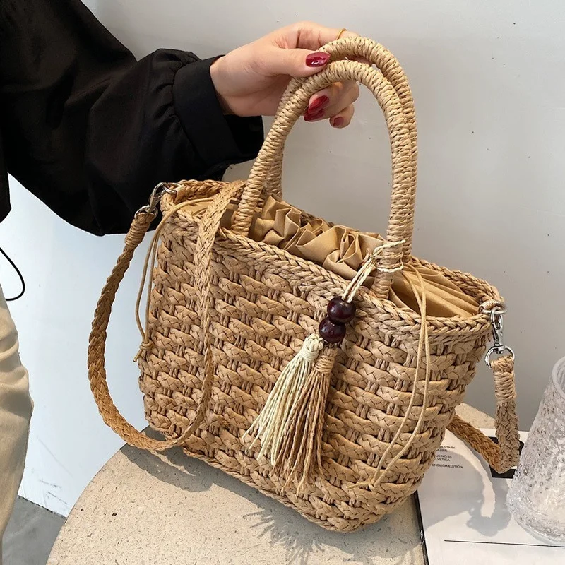 Модная соломенная сумочка с кисточками, Летняя новинка 2023 года, сумочка из ротанга ручной работы, Плетеные пляжные сумки-мессенджеры в богемном стиле