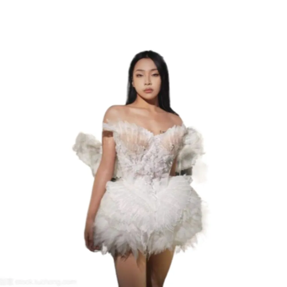 Гость исполняет Красивые Белые перья, сексуальные Обтягивающие крылья, выступление диджея ночного клуба, танцевальный костюм Gogo Dance для трансвеститов